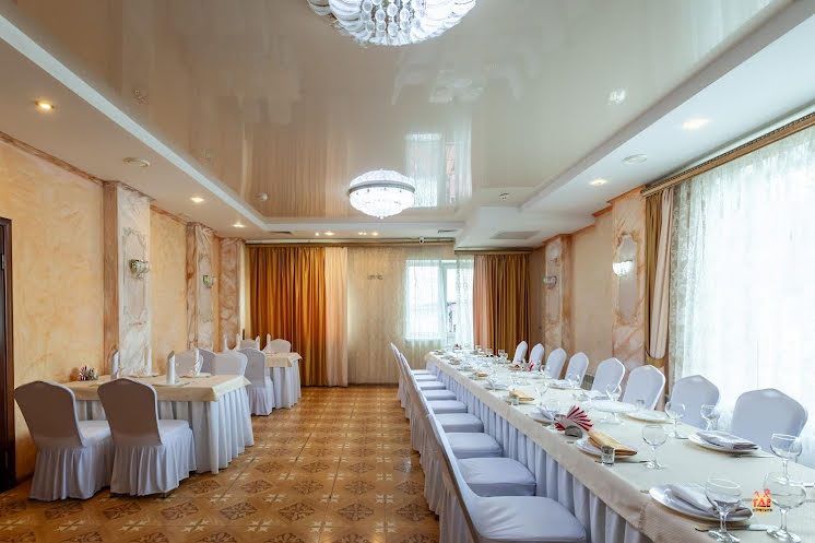 Большой зал  в «Золотой дворик» фотография №4