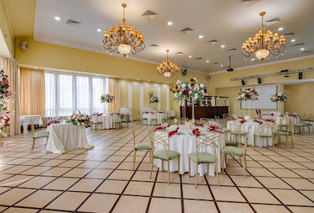 Банкетный зал в Охотничий домик