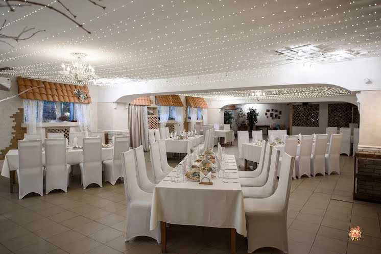 Основной зал  в «Вилла Италия» фотография №13