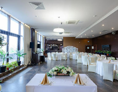  ресторан Flash Royal