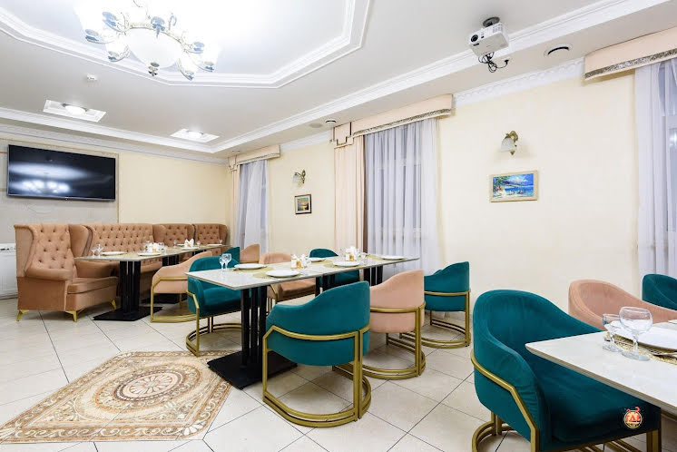 Основной зал  в «Castro» фотография №3