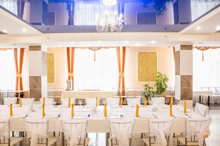 Зал на 100 человек  в «Айгуль» фотография №2