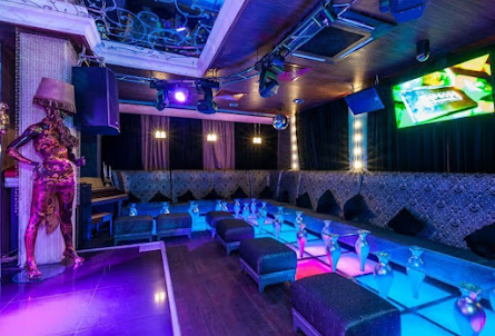 Караоке-зал  в Караоке-зал 