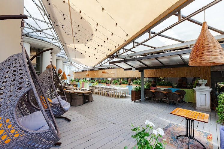 Малая летняя веранда в «Food Embassy» фотография №13