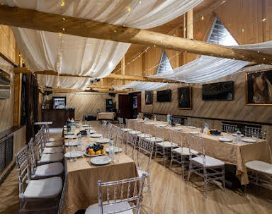  ресторан Конюшня