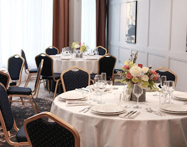  ресторан DoubleTree by Hilton Novosibirsk