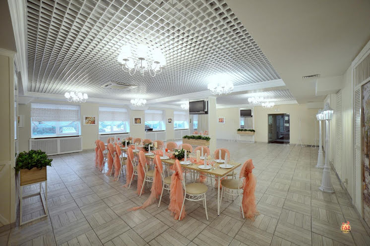 Основной зал  в «Традиция вкуса» фотография №6