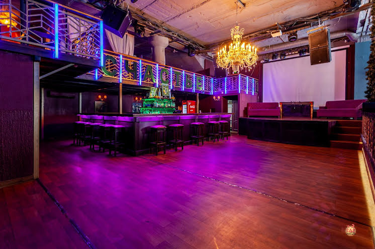 Основной зал в «Счастье» фотография №10