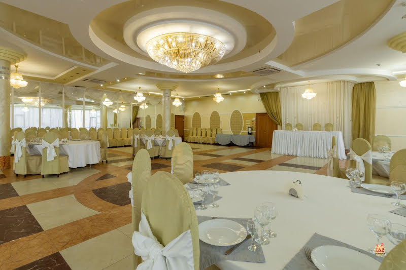 У Озера ​на Героев Космоса фотография №4