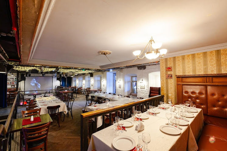 Основной зал в «Высоцкий» фотография №18