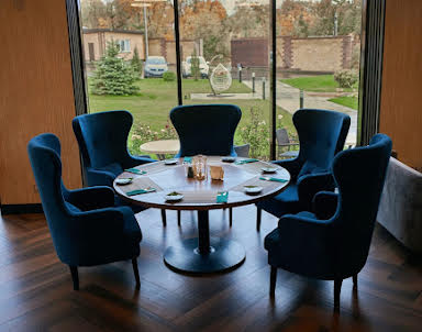  ресторан Своя Среда