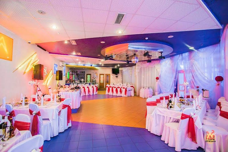 Зал «Пещера» в «21 век» фотография №4