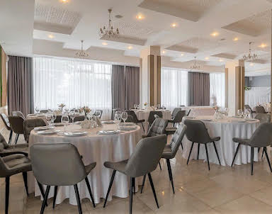  ресторан Сити-отель Amaks