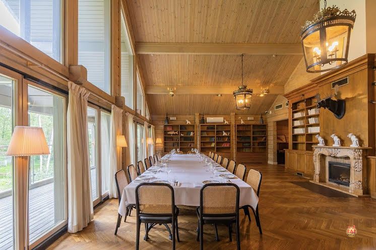 Библиотека в «Рыба на даче» фотография №1