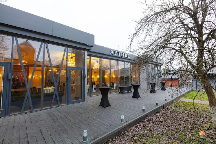 Веранда в «Артико Холл» фотография №2