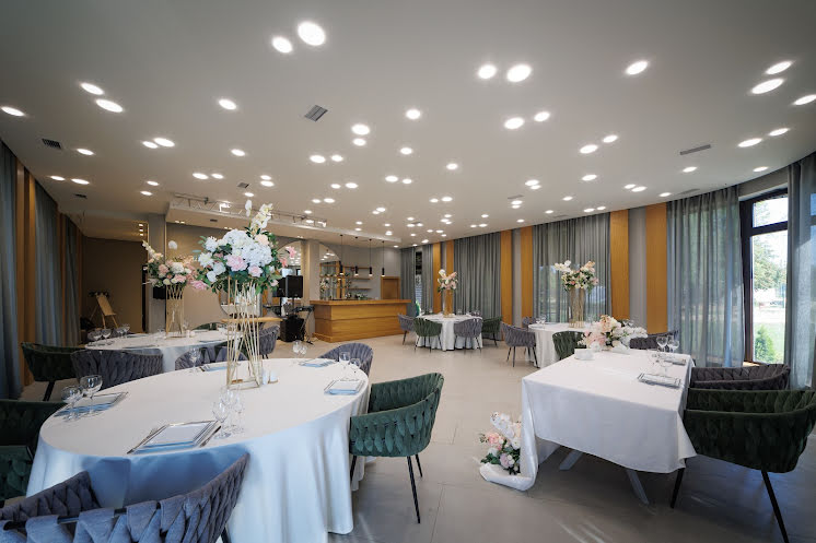 Основной зал в «Спасский берег» фотография №16