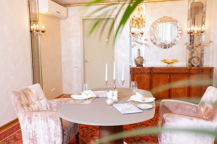 Банкетный зал «Бизнес» в «Гранд Отель «Видгоф»» фотография №2