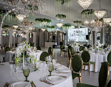  ресторан La Riva Hall