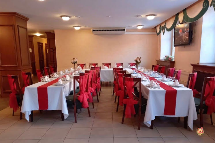 Основной зал в «Эталон вкуса» фотография №11