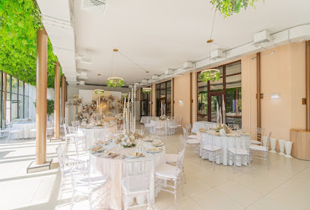 Терраса второго этажа в VIP-зал