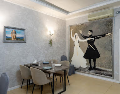 Новый год в Иверия на Вокзальном спуске