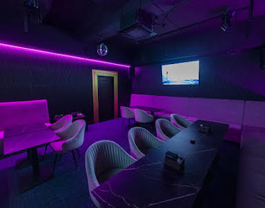  ресторан Сто Друзей