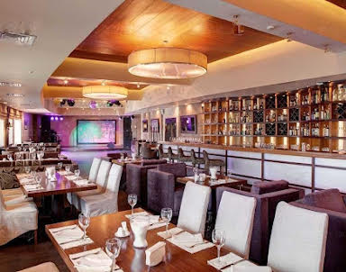  ресторан Бакинский бульвар  Аврора