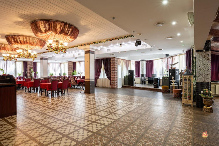 Основной зал в «Нар» фотография №16