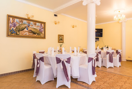 Большой зал в Малый зал