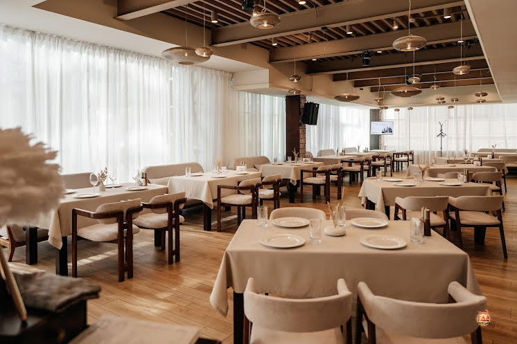 Основной зал  в «ETERNO» фотография №2