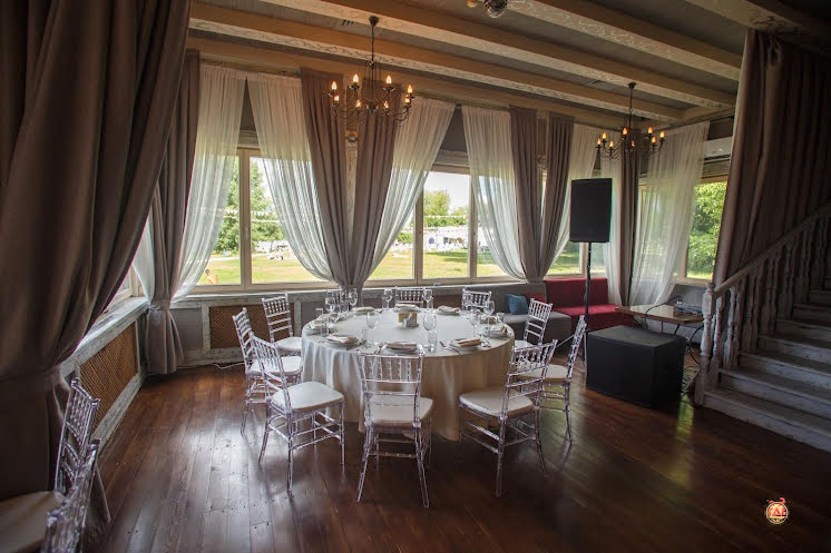 Панорамный зал в «Поместье-Парк» фотография №4