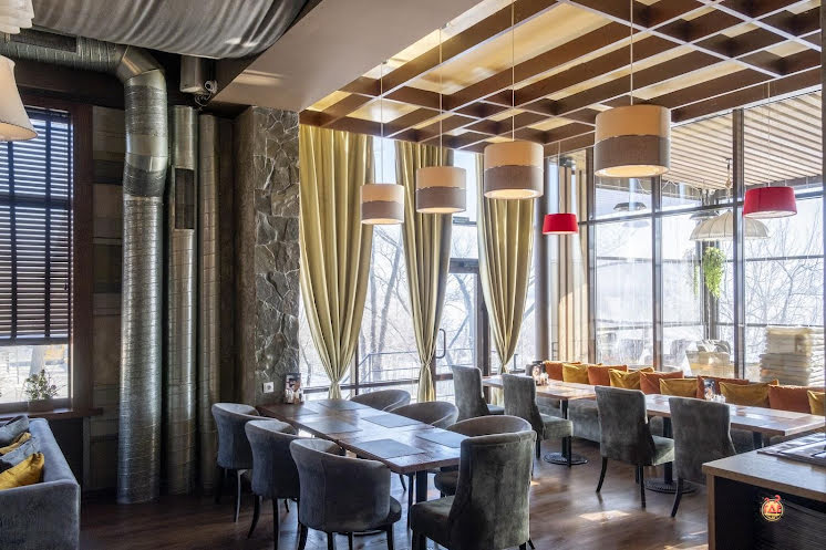 Основной зал  в «Мангал» фотография №9