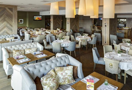 Основной зал в Малый зал