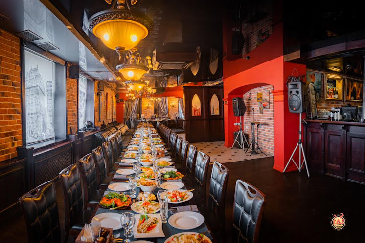 Основной зал в «Bootleggers» фотография №15