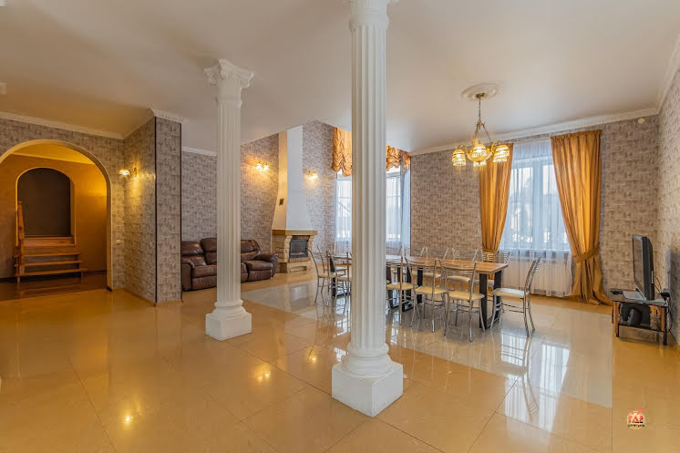 Коттедж с банкетным залом на 30 человек в «Ропшинская Рапсодия» фотография №12