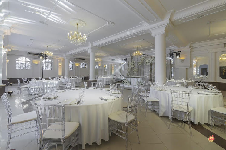  Царский зал в «Мир у Озера» фотография №9