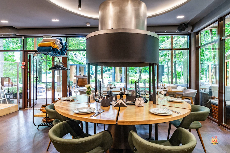 Зал ресторана  в «Fox» фотография №1