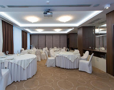  ресторан Рамада