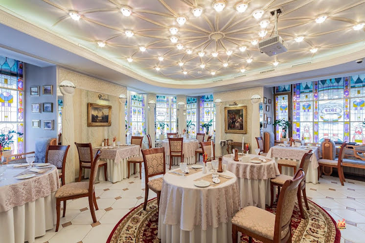 ВИТРАЖНЫЙ ЗАЛ в «1913 год» фотография №13