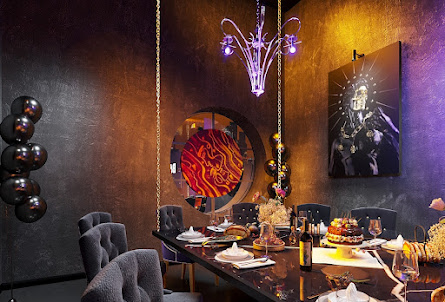 Лофт «Черный Антик» в Лофт «Веном»