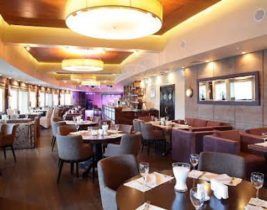  ресторан Бакинский бульвар  Аврора