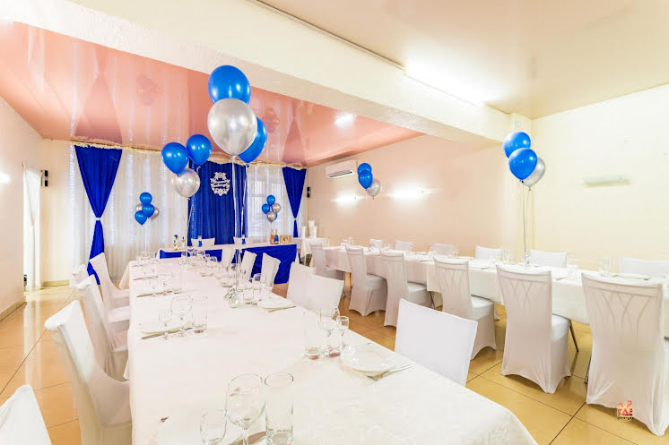 Зал на 80 человек в «Кафе на Первомайской» фотография №7