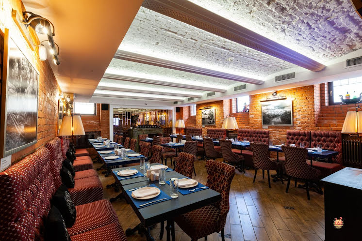 Основной зал в «Whisky Rooms» фотография №1