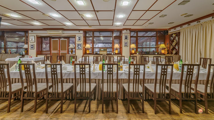 Большой зал  в «Парк-ресторан «Волга»» фотография №4