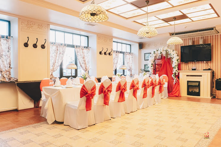 Большой зал в «Green Hotel» фотография №3