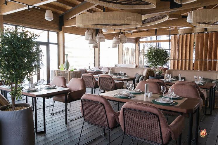 Новый летний ресторан Шале в «Radisson Blu Hotel» фотография №1