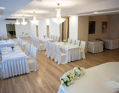 Выпускной в Золотой Принц