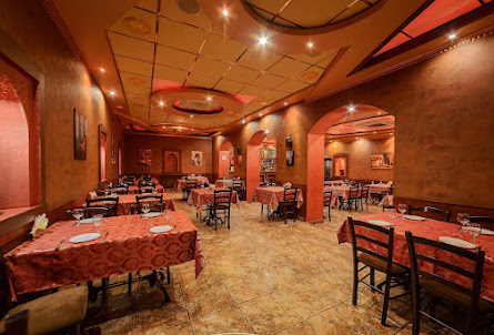 Большой зал  в Кабинет