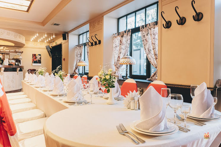 Большой зал в «Green Hotel» фотография №8