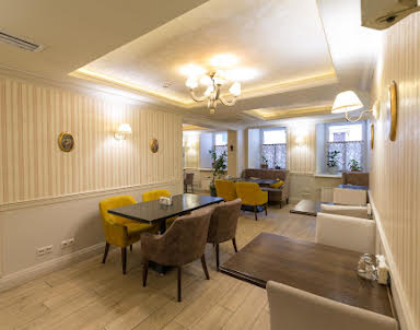  ресторан Траттория Semplice на Чаплыгина